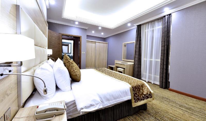 فندق اريديوم السبعين جدة المظهر الخارجي الصورة